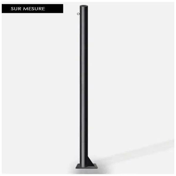 Mât en acier thermolaqué sur mesure