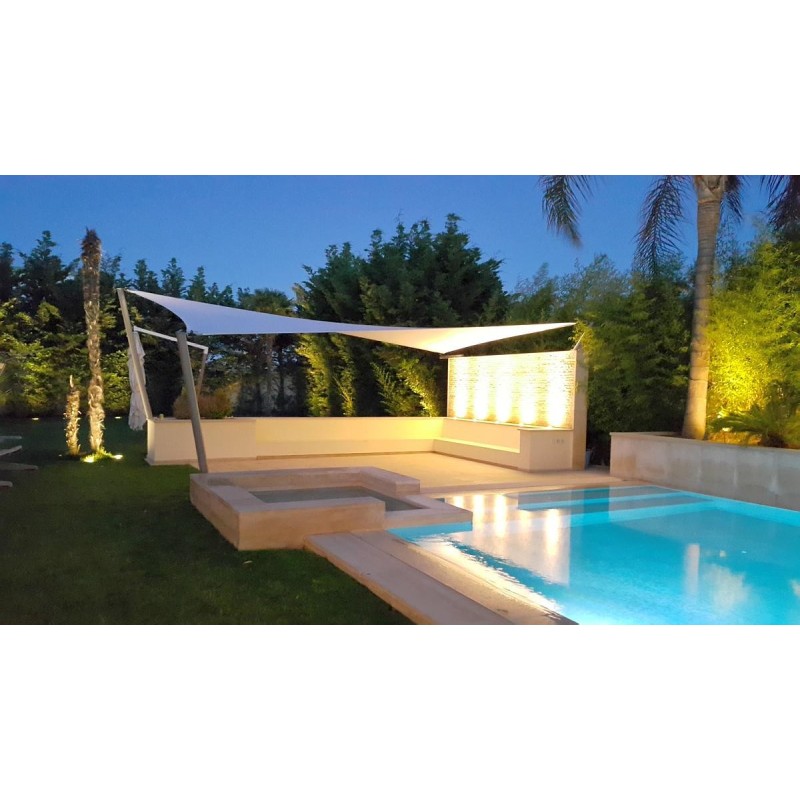 3 poteaux pour voile d