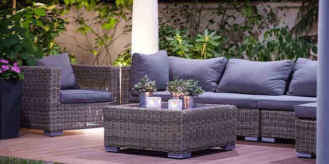 Mobilier de jardin moderne