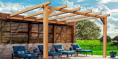 pergola adossée en bois lamellé collé