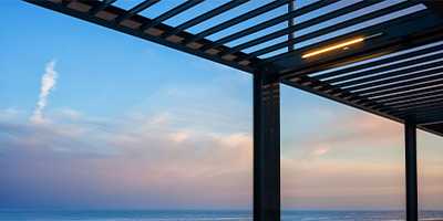 pergola aluminium vue sur la mer