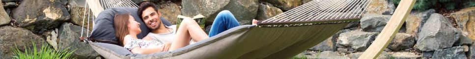 Pour vous reposer durant les belles journées d'été, choisissez nos hamacs tissés à la main.
