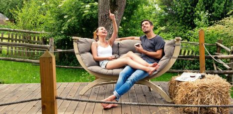 Prenez les bons réflexes pour garder votre mobilier de jardin en bon état plus longtemps.
