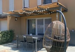 Pergola adossée : les différents choix possibles pour ma maison