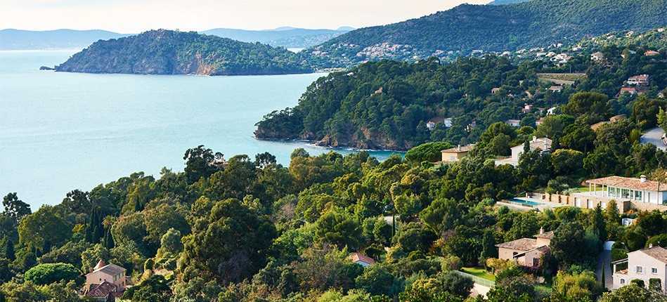 Ombragez vos terrasses du Lavandou avec des toiles de protection solaire